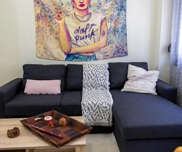 Διαμέρισμα Maison D' Alice 2 *